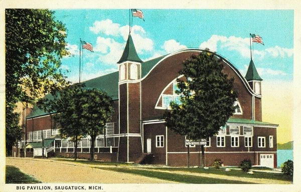 Big Pavillion - Old Postcard Of Big Pavillion (newer photo)